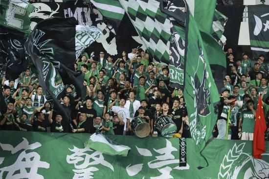 大年初一，侍约燃战！改编自游戏《阴阳师》，由陈国富、张家鲁监制，李蔚然执导，陈坤、周迅、陈伟霆等主演的东方新奇幻巨制《侍神令》发布终极预告